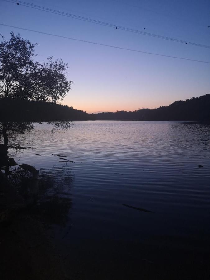 فيلا L'Essenciel Du Lac Ii, Acces Lac, Piscine Ouverte 31Mai Au 15 Sept Eguzon-Chantome المظهر الخارجي الصورة